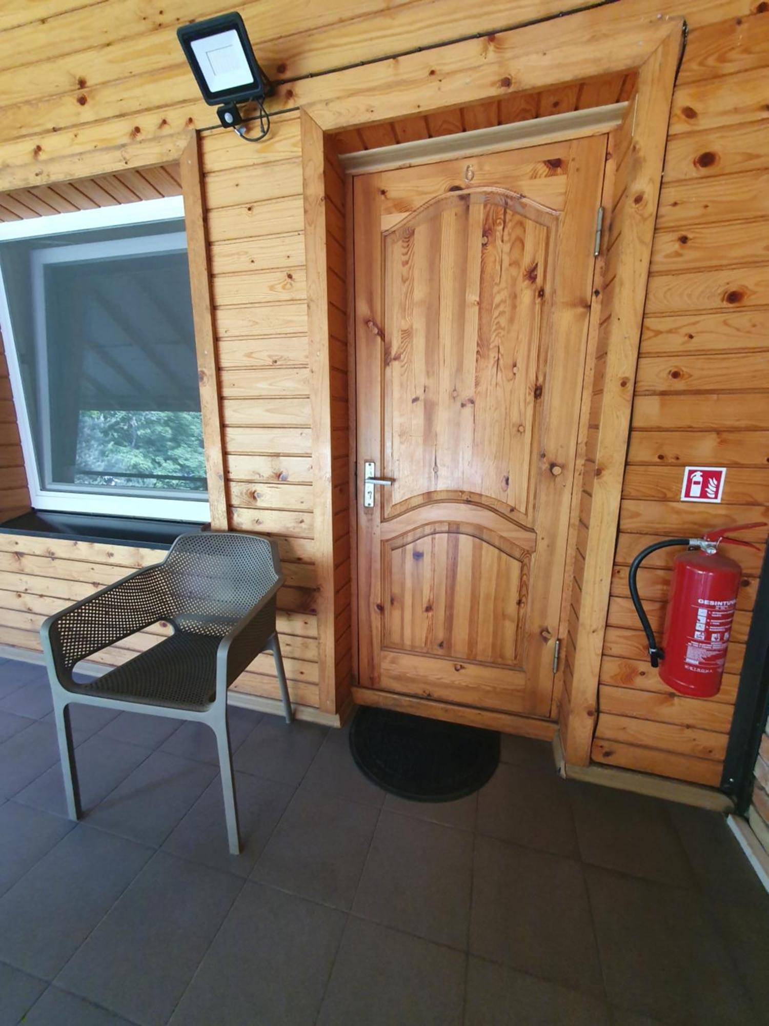 Pusele Panzió Šiauliai Kültér fotó